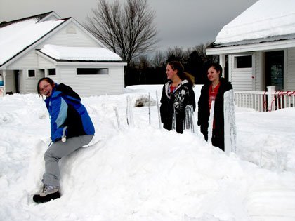 Snow-Sculptures-Feb.-2011-030