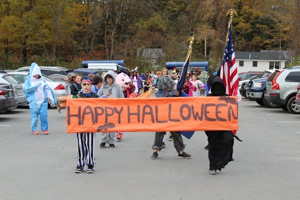 Halloween parade Small